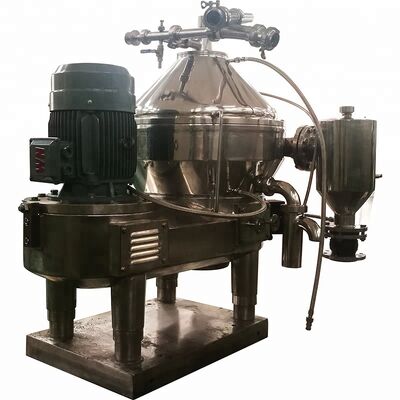 Automatische Uitlaat PLC Besturing Bier Centrifuge met Food Grade Roestvrij Staal en 5000-10000 L/H Capaciteit