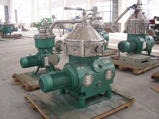 Precieze temperatuurregeling Olie raffinaderij Centrifuge Separator Machine