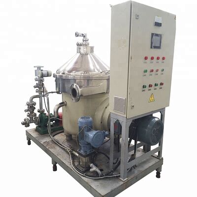 Industriële melk- en roomseparator in machines voor de zuivelverwerking
